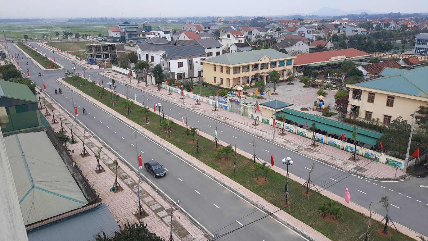 Đường Nguyễn Huệ (thị trấn Nghèn) - công trình chào mừng kỷ niệm 90 Ngày thành lập Đảng Cộng sản Việt Nam mới hoàn thành đưa vào sử dụng
