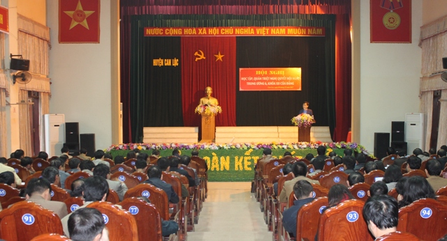 Các đại biểu huyện Can Lộc dự Hội nghị
